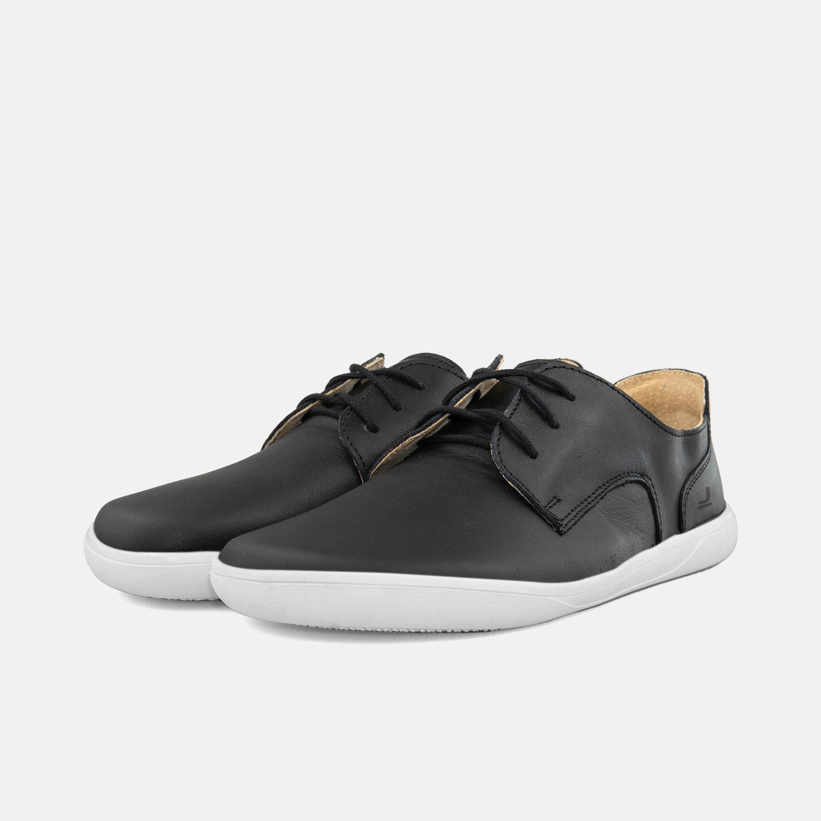 Ada Black's Barefoot