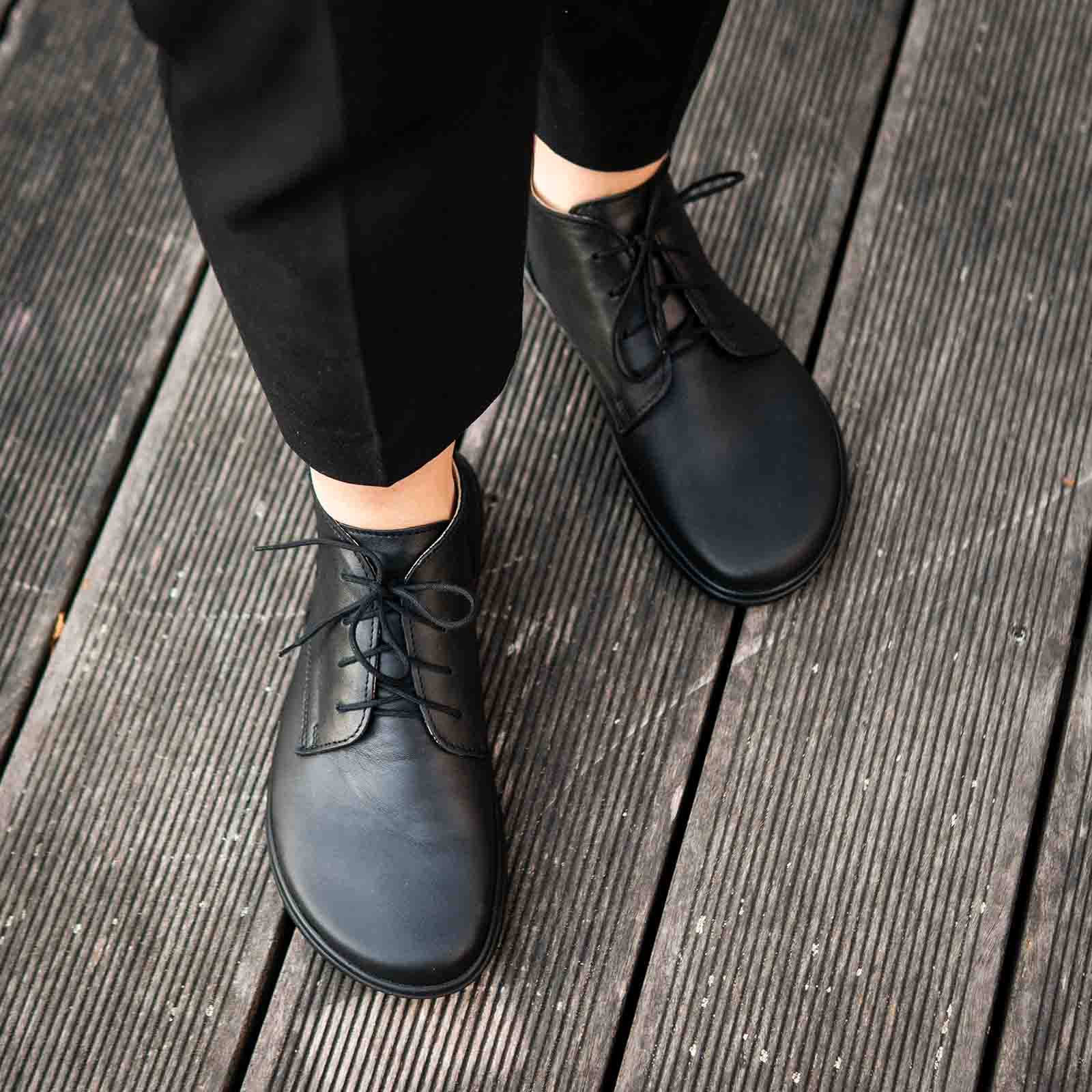 Barefoot Derby Mid Black