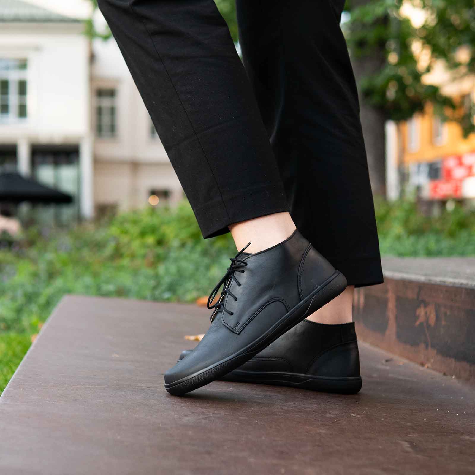 Barefoot Derby Mid Black