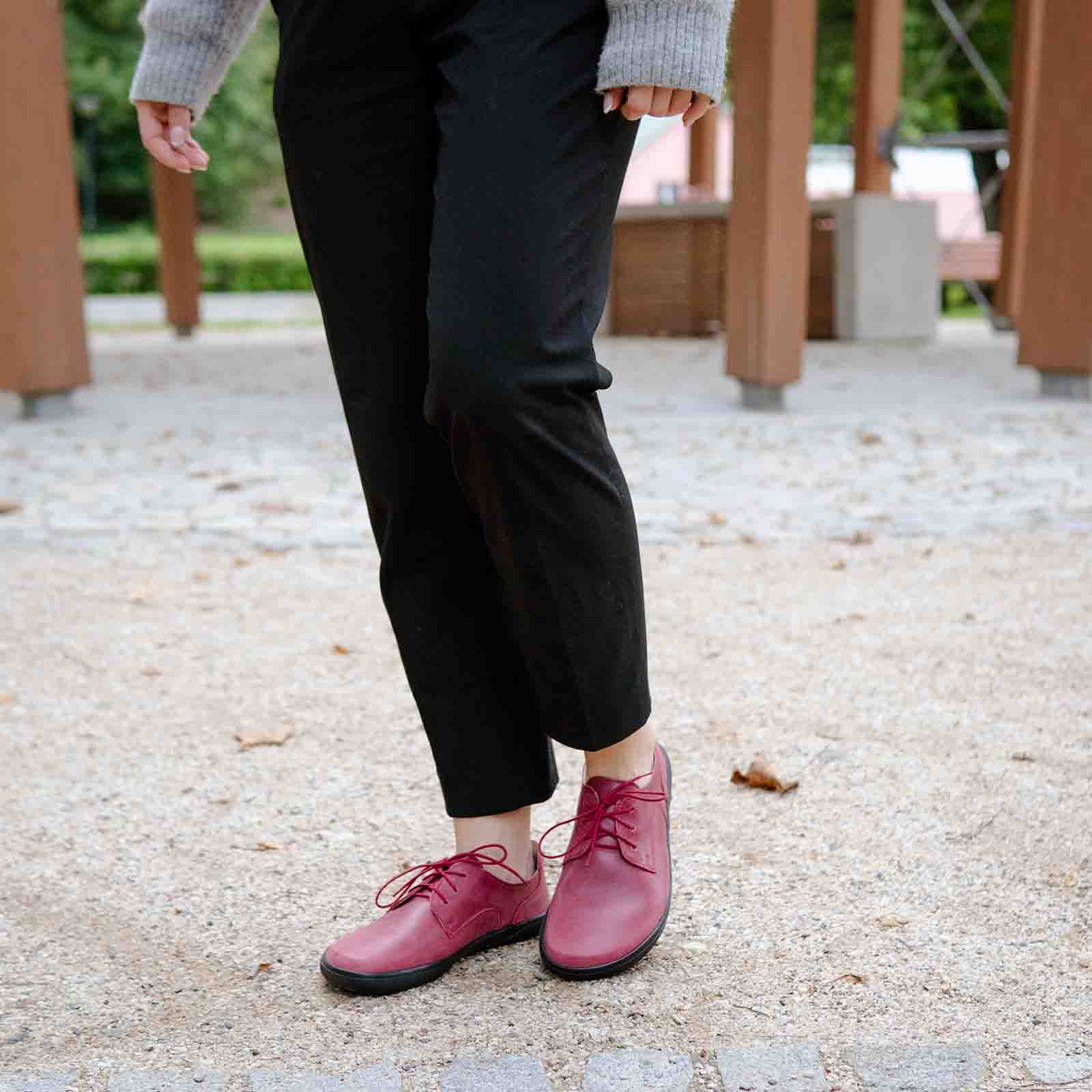 Ada Pompeii's Barefoot