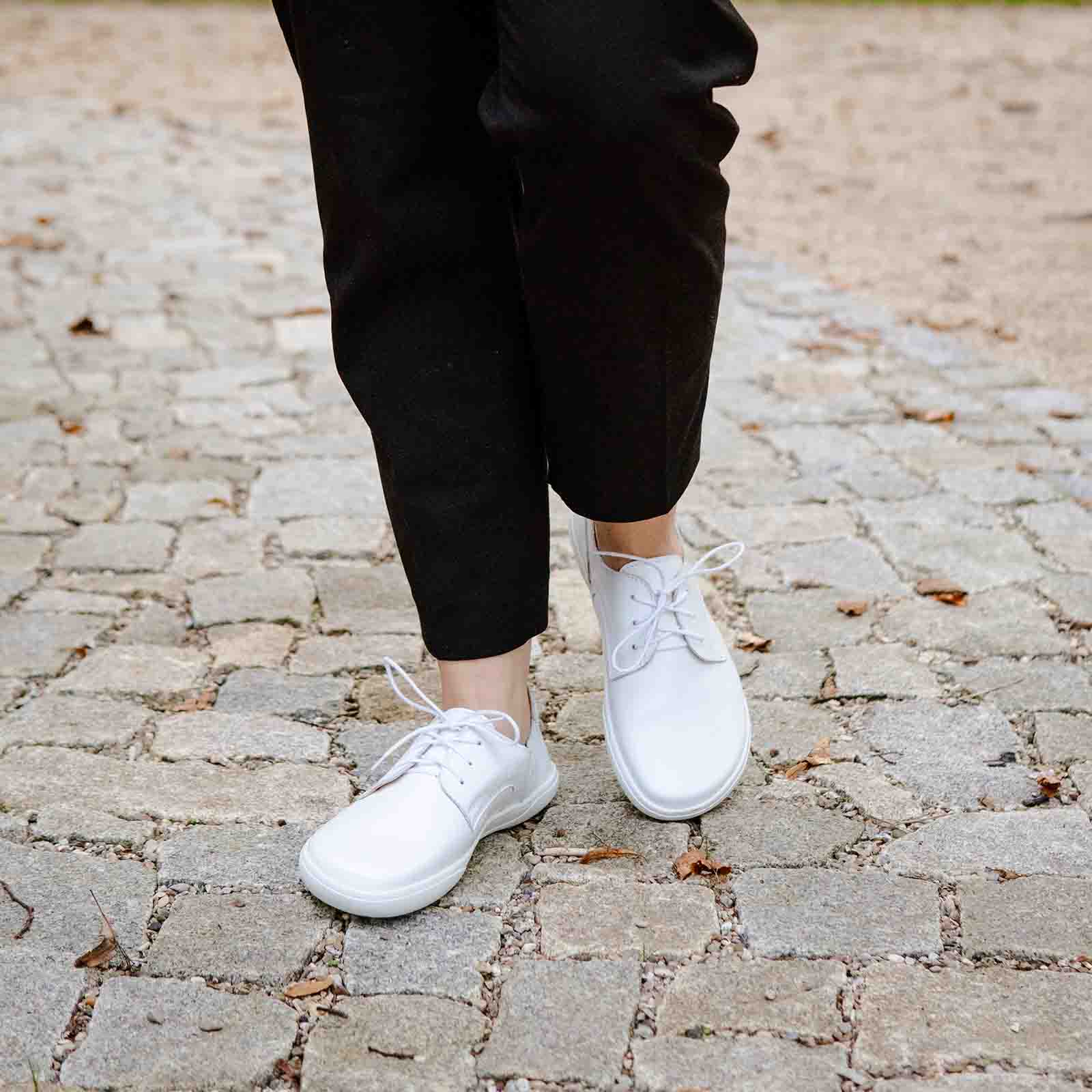 Ada White's Barefoot