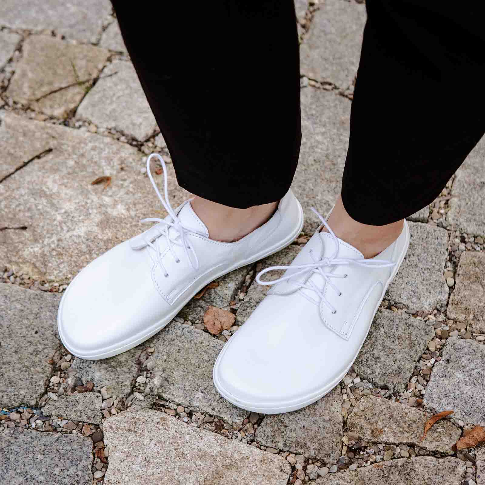 Ada White's Barefoot