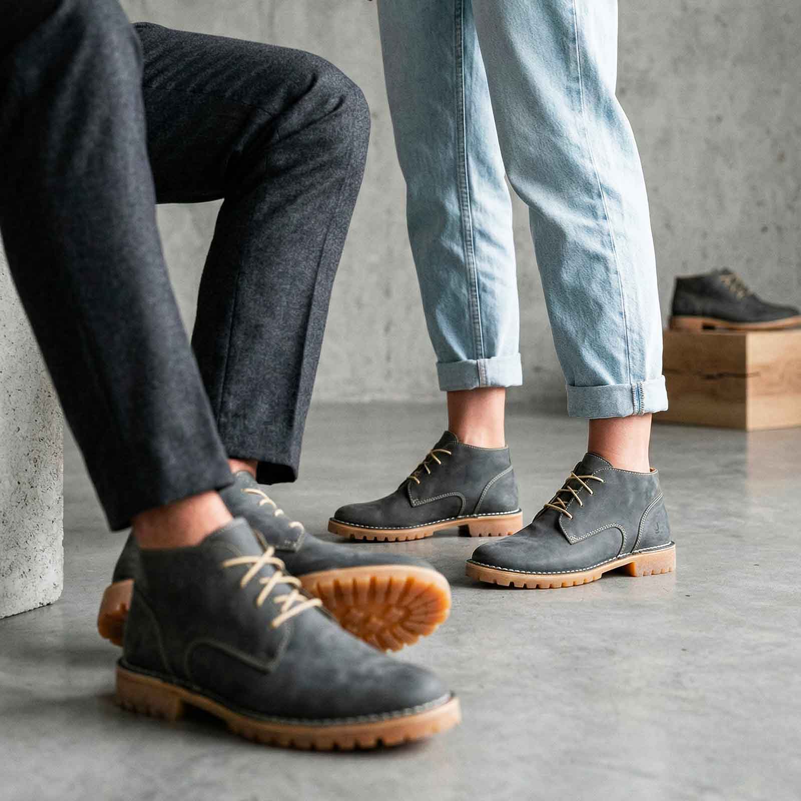 Derby Mid Farm Shark